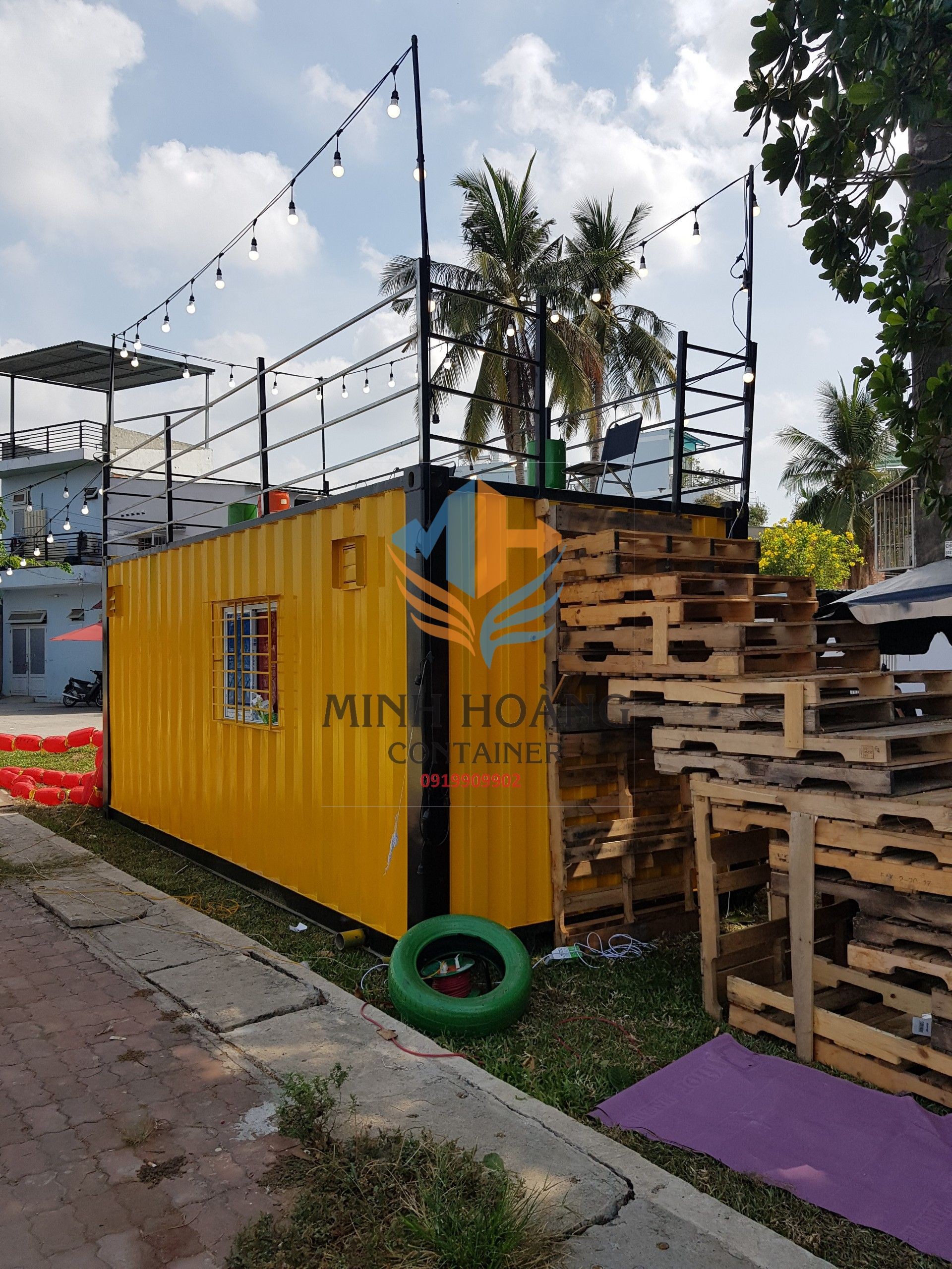 Container Cafe Phim Xin Chào PaPa